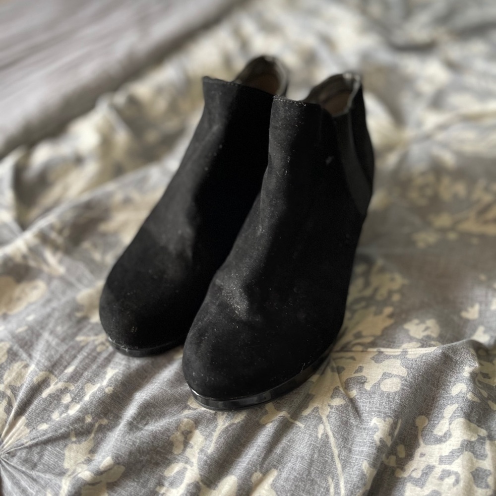 Bandolino Black Booties